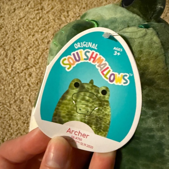 Archer The alligator Squishmallow - Picture 3 of 6